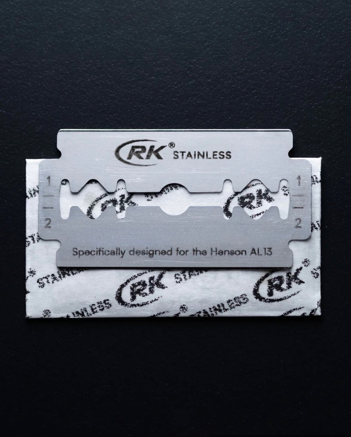 RK Shaving Stainless DE Razor Blades (100 count) For Henson AL13-M (Medium) Safety Razor